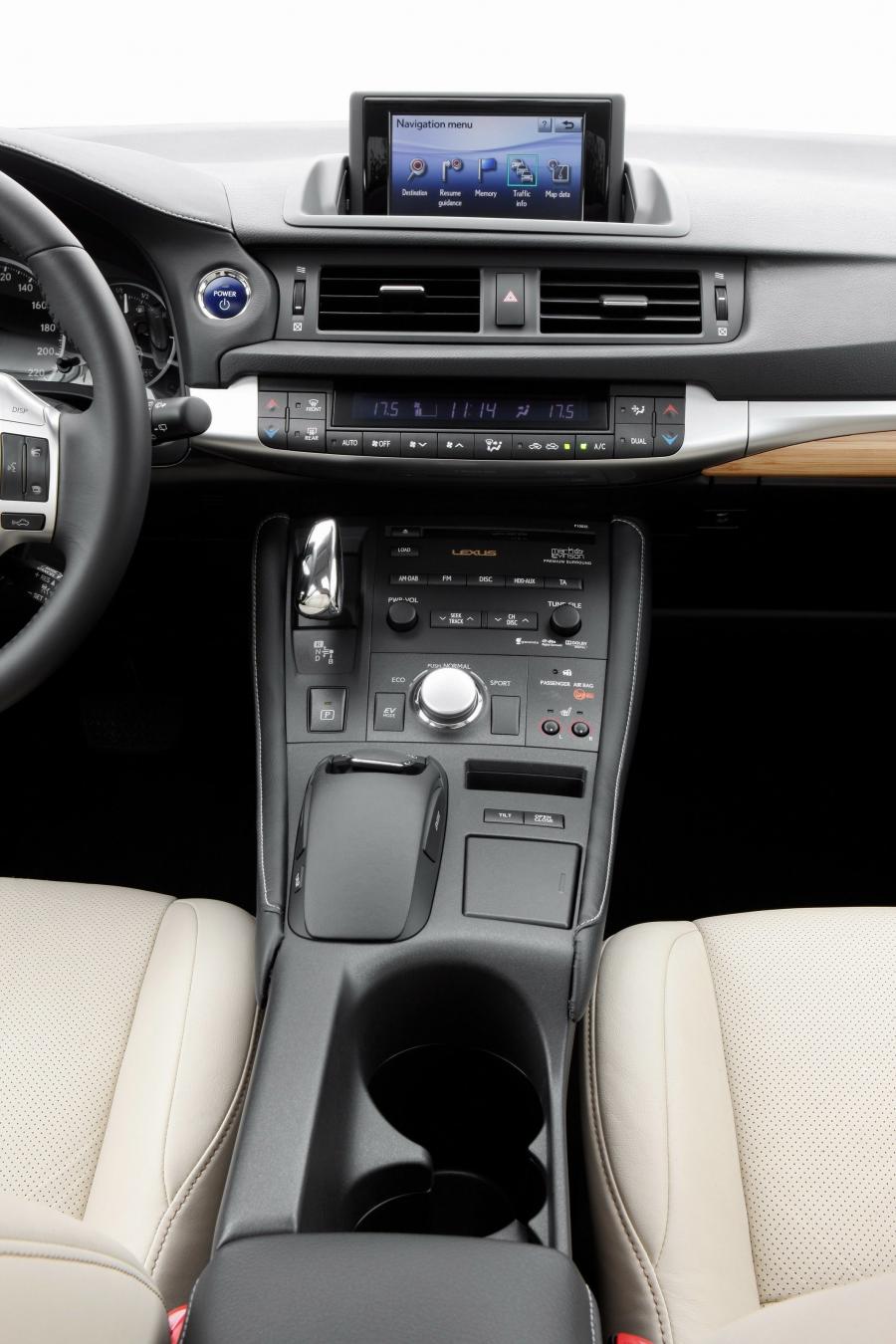  Lexus CT200h 2010 года  (фото 93 из 266)